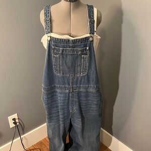 Old Navy Blue Denim Jumpsuit Adjustable Straps Relaxed Fit